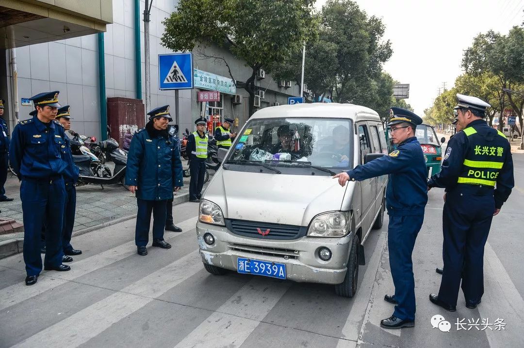 滴滴合法吗最新消息,“网约车巨头合规动态追踪：滴滴最新法规解读。”